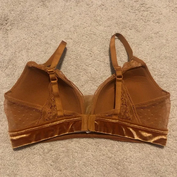 Auden Lightly Lined Lace Velvet Wireless Bronze Bralette - Picture 4 of 6